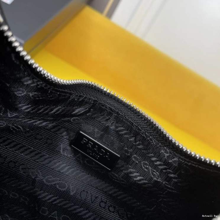 Hobo Affordable Prada 83112 Bags 0726